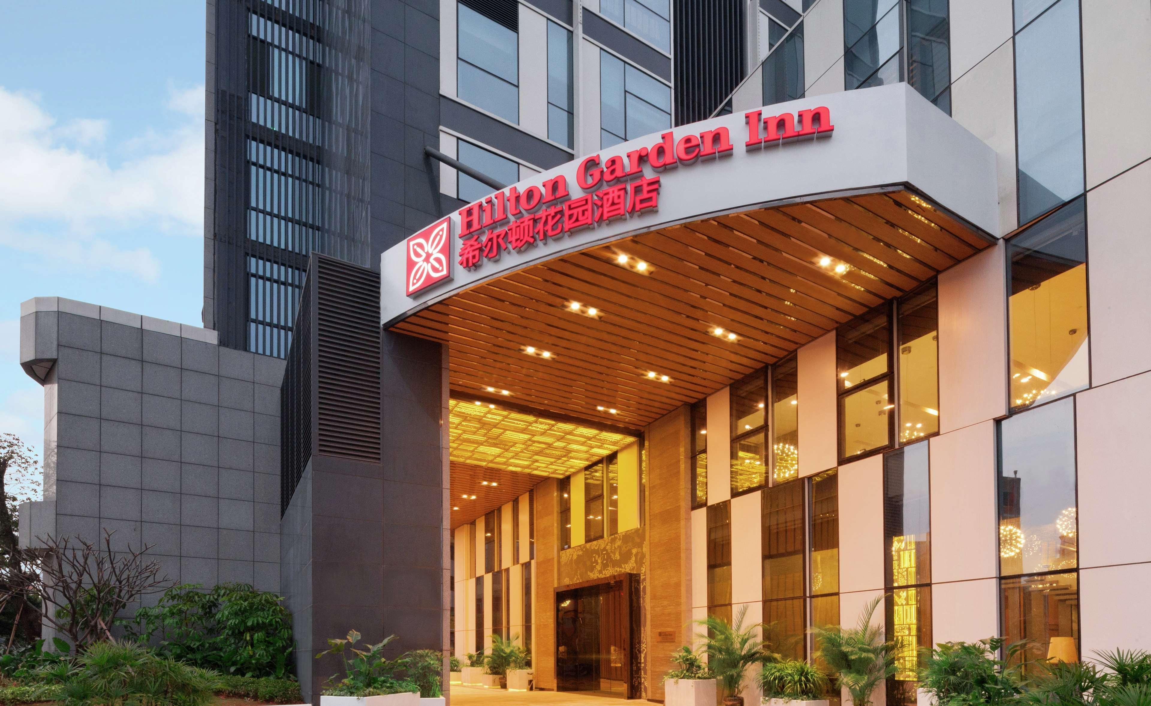 Hilton Garden Inn Shenzhen Bao'An Exterior foto