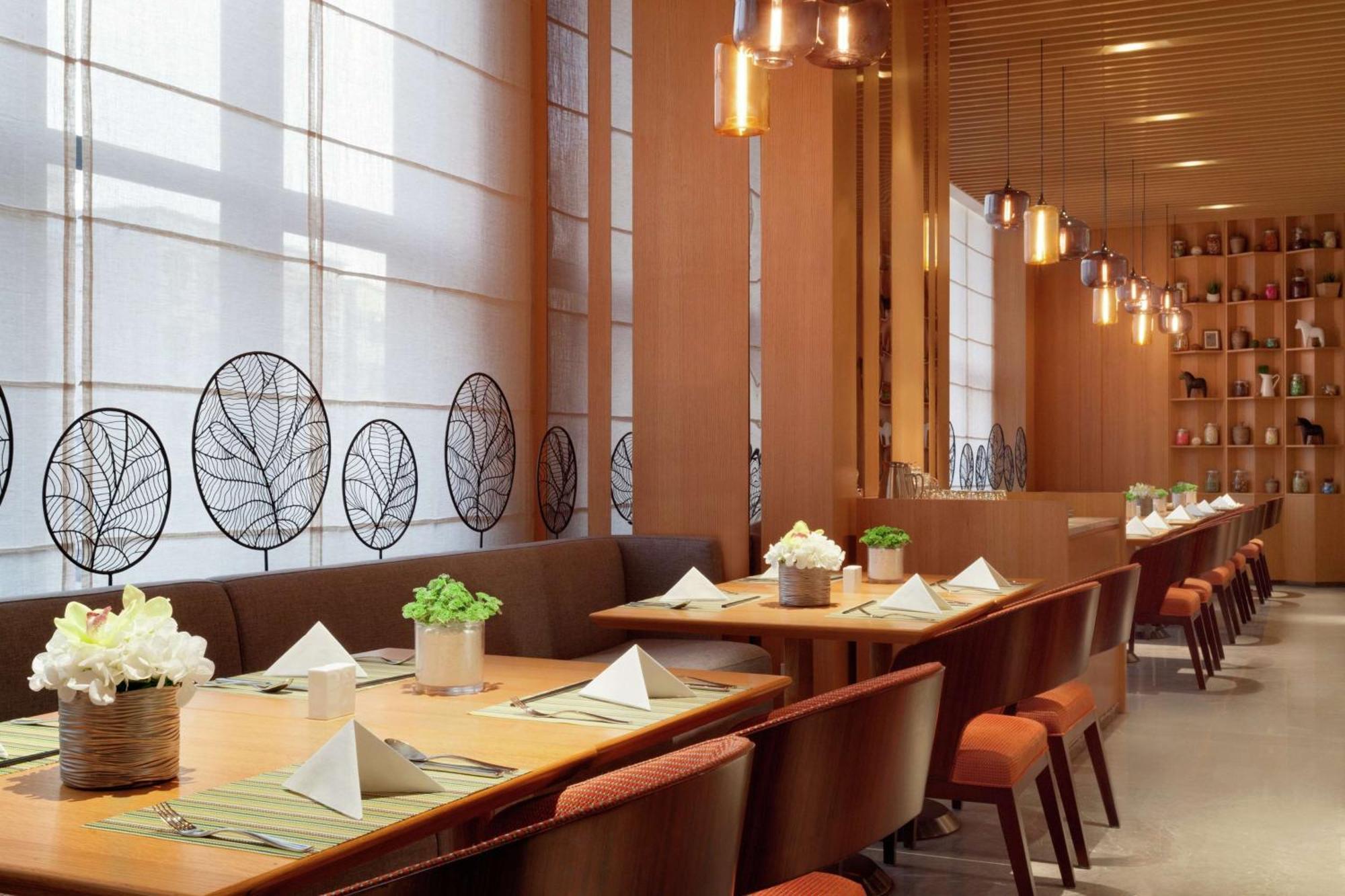 Hilton Garden Inn Shenzhen Bao'An Exterior foto